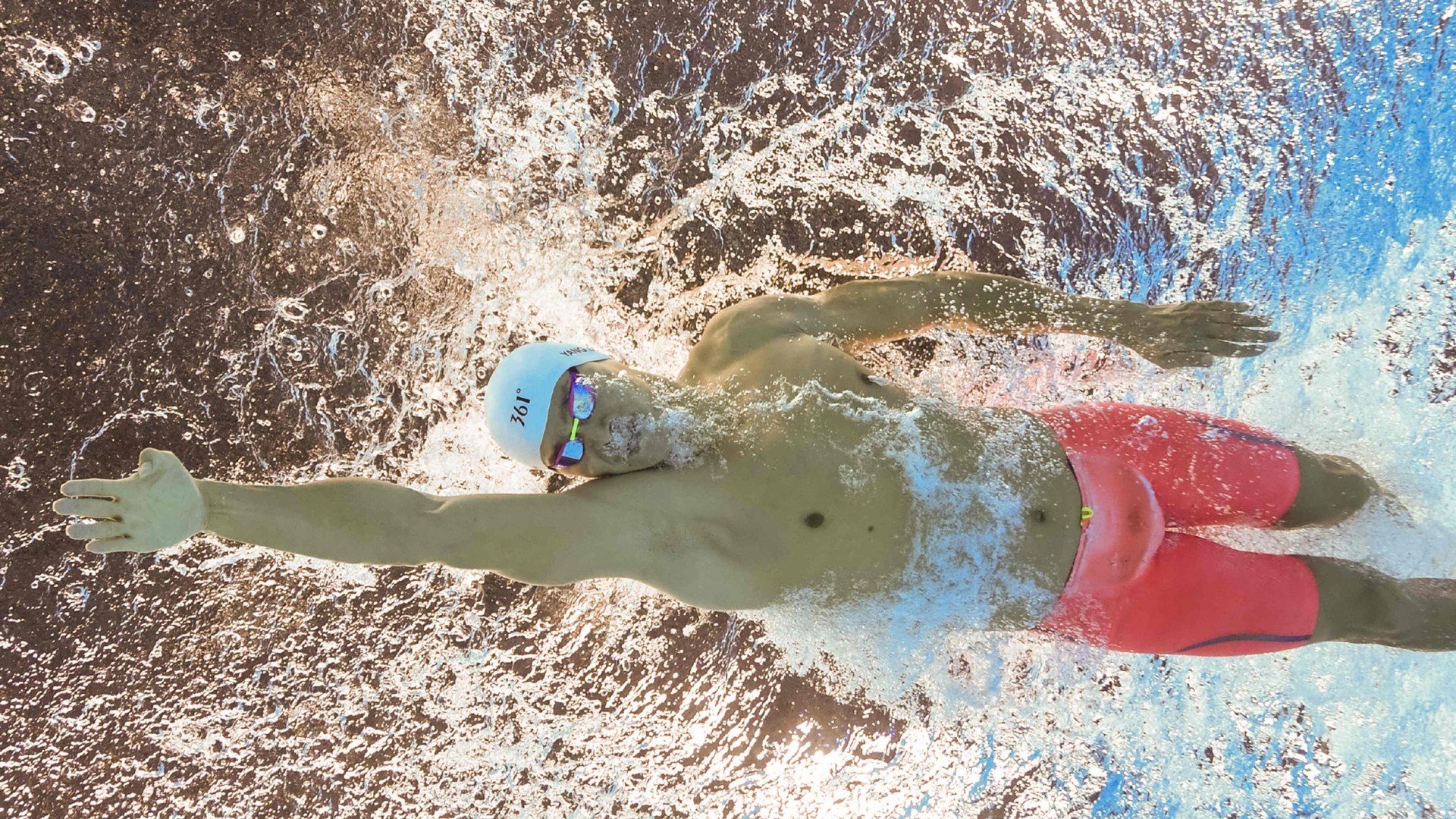 青年女篮连胜纪录被终结，教练强调成长价值，青年女子篮球